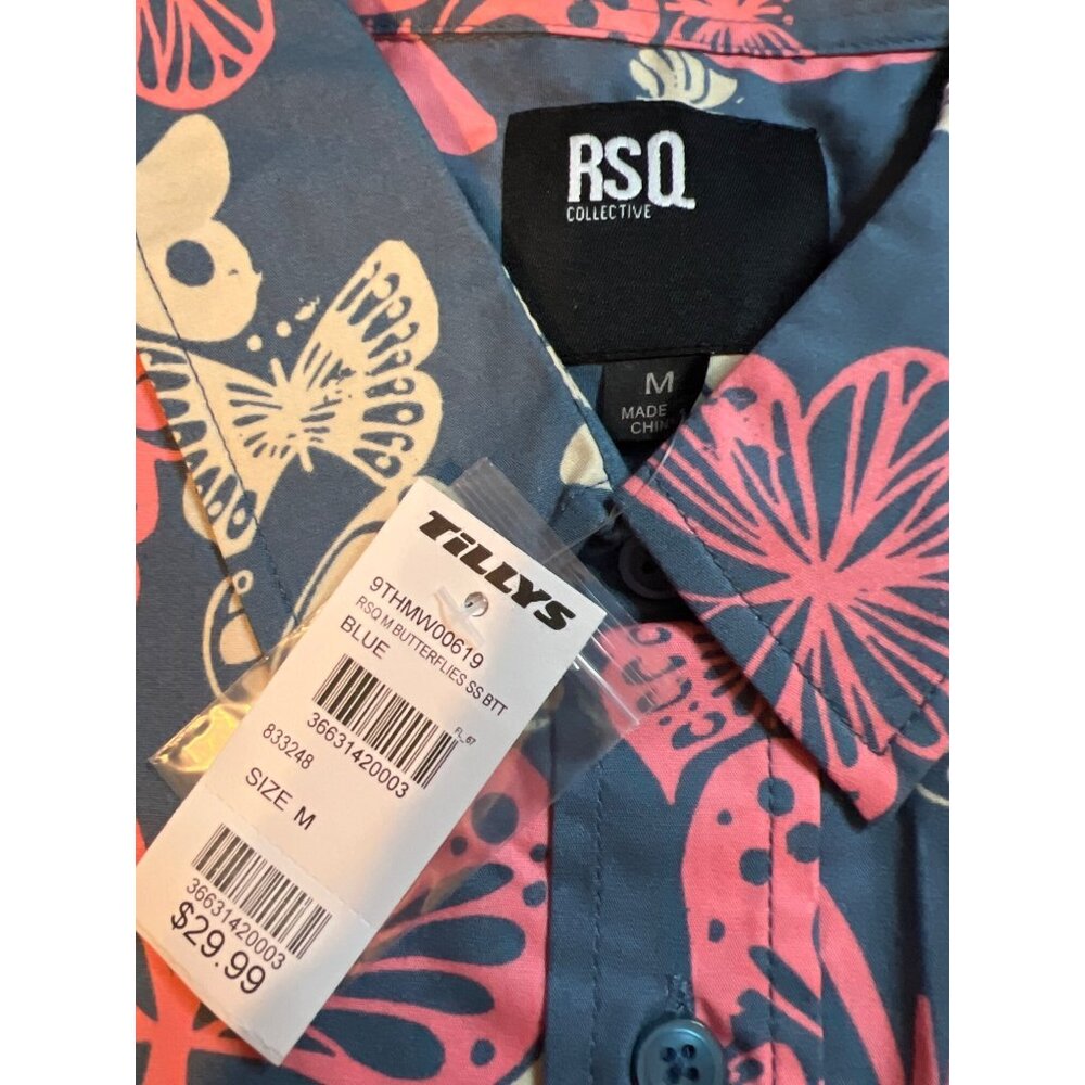 Tillys RSQ Medium Butterflies SS BTT Blue Men's shirt new with tags - Picture 2 of 2